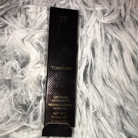 Tom Ford lip color satin matte lipstick- shaggable